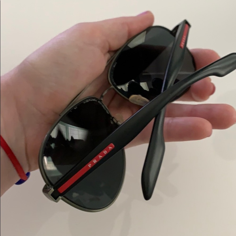 Prada Línea Rossa Man sunglasses SPS 53